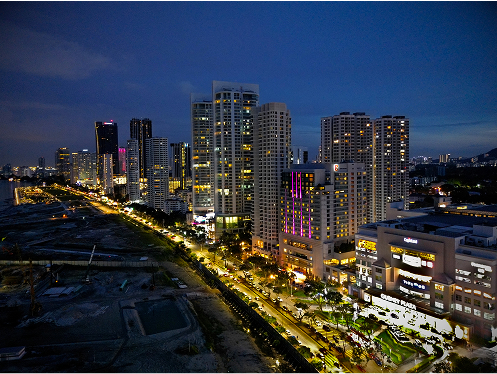 Gurney Paragon Mall