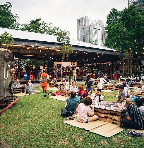 Hin Bus Depot Market